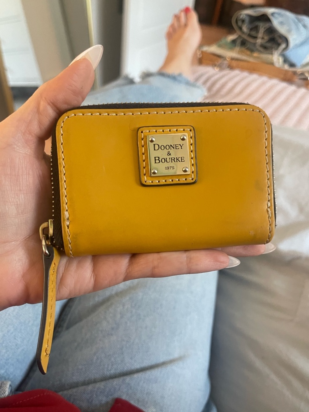 Dooney & Bourke Leather Zip Around Credit Card Case